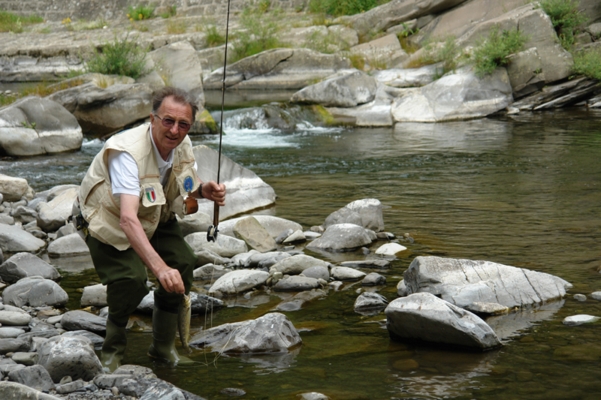  Image name: Pesca78.jpg 
 width: 601 pixel 
 height: 400 pixel 
 Size: 225258 bytes 
 Click to enlarge 