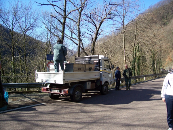  Image name: Pesca01.jpg 
 width: 601 pixel 
 height: 452 pixel 
 Size: 311320 bytes 
 Click to enlarge 