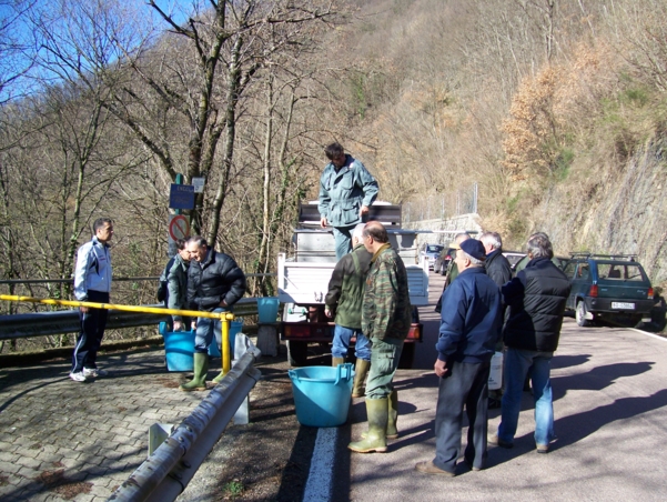  Image name: Pesca05.jpg 
 width: 601 pixel 
 height: 452 pixel 
 Size: 316031 bytes 
 Click to enlarge 