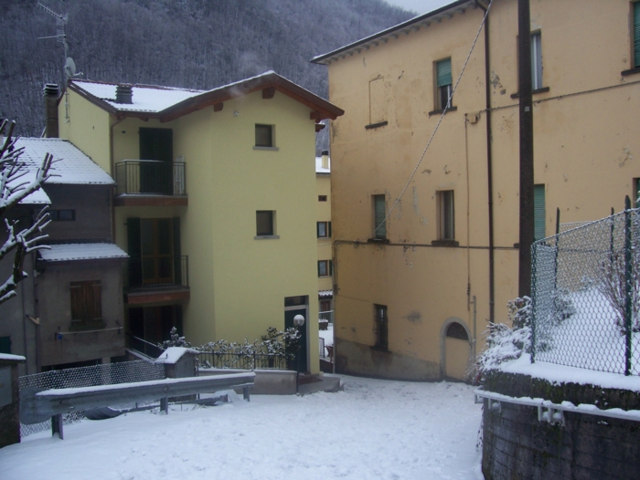  Image name: Case30.jpg 
 width: 700 pixel 
 height: 526 pixel 
 Size: 275163 bytes 
 Click to enlarge 