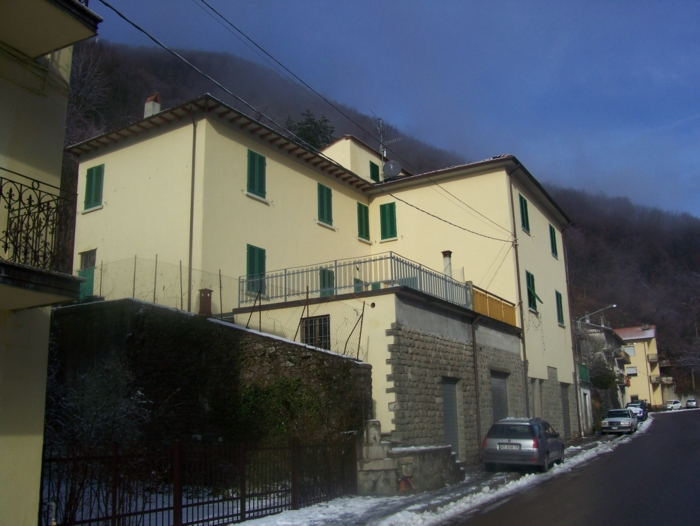  Image name: Case41.jpg 
 width: 700 pixel 
 height: 526 pixel 
 Size: 265226 bytes 
 Click to enlarge 