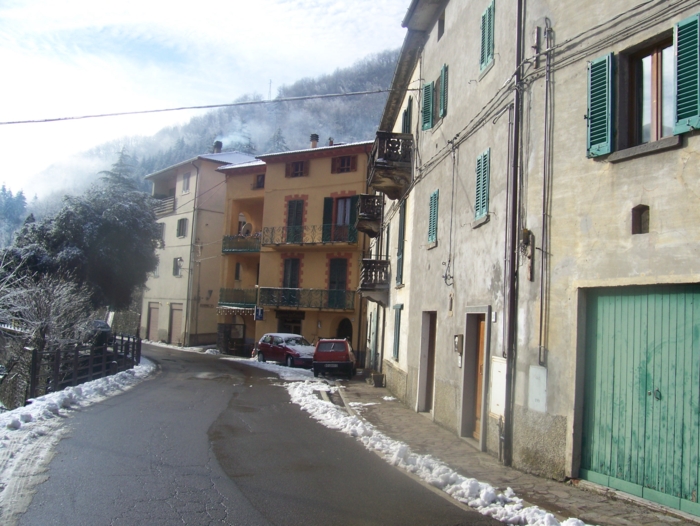  Image name: Case42.jpg 
 width: 700 pixel 
 height: 526 pixel 
 Size: 298934 bytes 
 Click to enlarge 