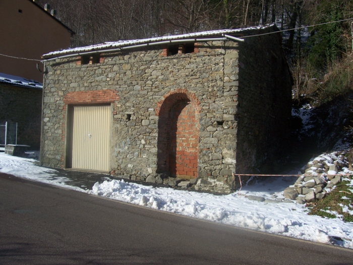  Image name: Case50.jpg 
 width: 700 pixel 
 height: 526 pixel 
 Size: 342933 bytes 
 Click to enlarge 