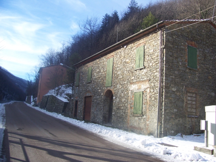  Image name: Case53.jpg 
 width: 700 pixel 
 height: 526 pixel 
 Size: 321414 bytes 
 Click to enlarge 