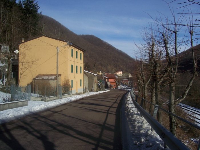  Image name: Case56.jpg 
 width: 700 pixel 
 height: 526 pixel 
 Size: 303620 bytes 
 Click to enlarge 