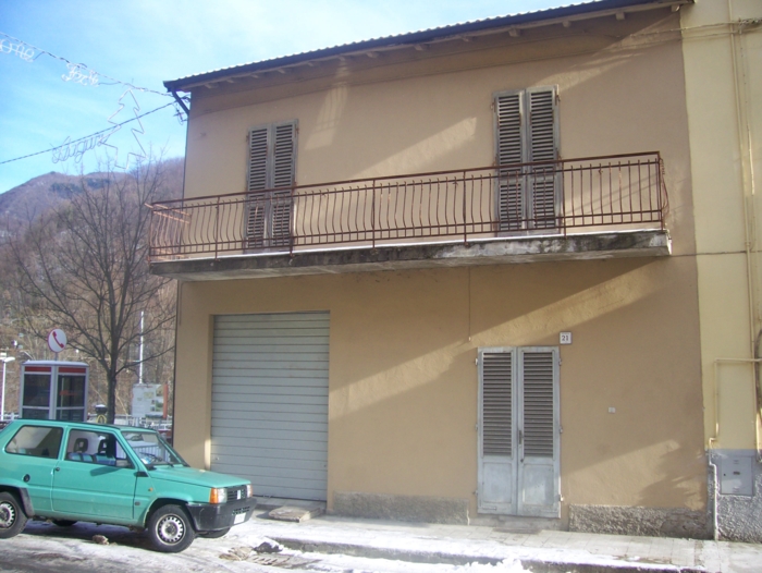  Image name: Case69.jpg 
 width: 700 pixel 
 height: 526 pixel 
 Size: 276879 bytes 
 Click to enlarge 