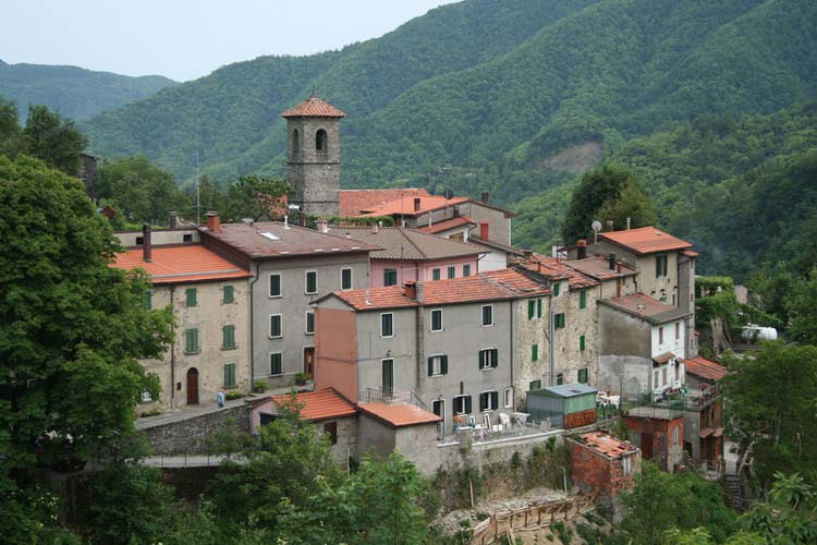  Image name: 07-orsigna.jpg 
 width: 750 pixel 
 height: 500 pixel 
 Size: 72030 bytes 
 Click to enlarge 