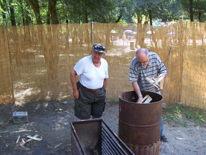  Image name: Frassignoni104.jpg 
 width: 800 pixel 
 height: 601 pixel 
 Size: 488472 bytes 
 Click to enlarge 