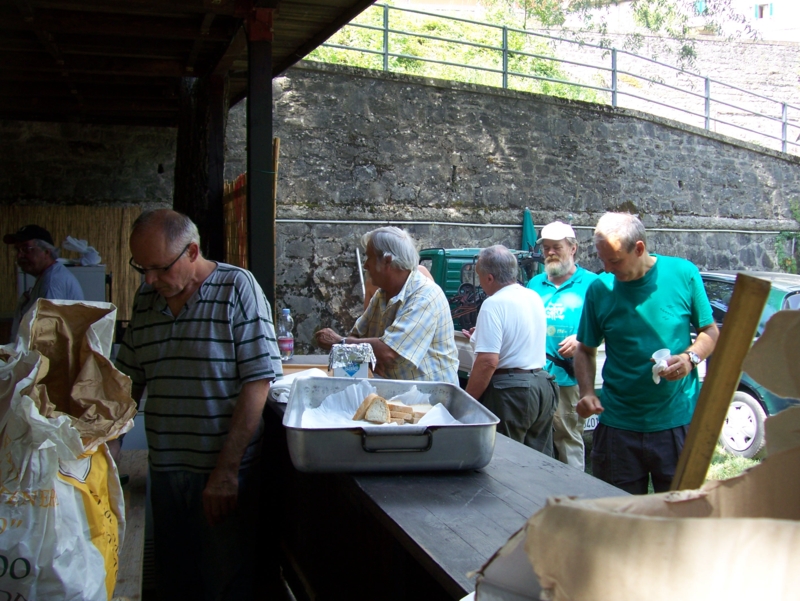  Image name: Frassignoni119.jpg 
 width: 800 pixel 
 height: 601 pixel 
 Size: 410521 bytes 
 Click to enlarge 