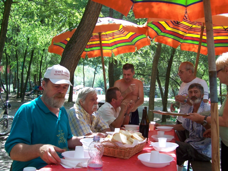  Image name: Frassignoni128.jpg 
 width: 800 pixel 
 height: 601 pixel 
 Size: 497197 bytes 
 Click to enlarge 