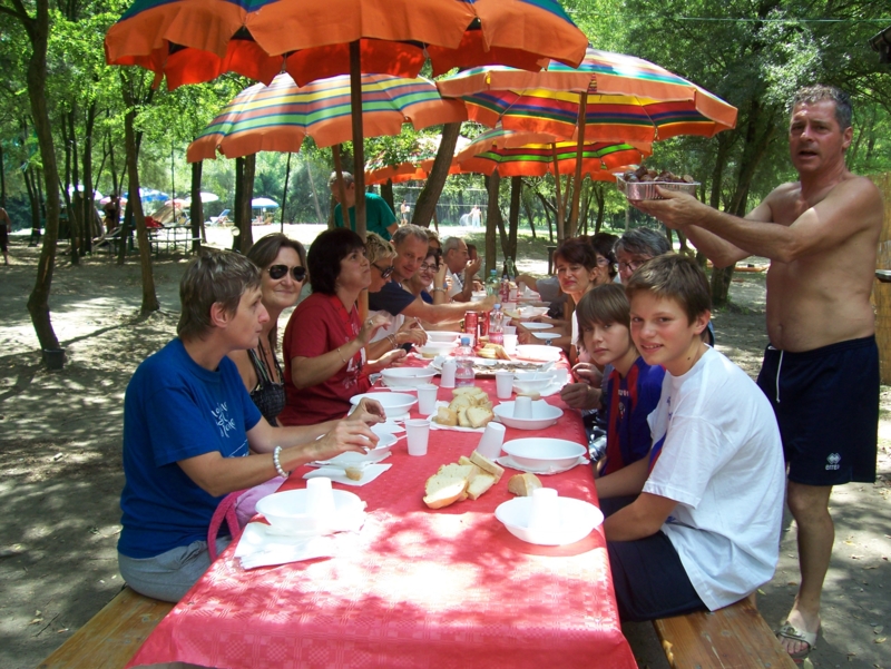  Image name: Frassignoni133.jpg 
 width: 800 pixel 
 height: 601 pixel 
 Size: 469559 bytes 
 Click to enlarge 