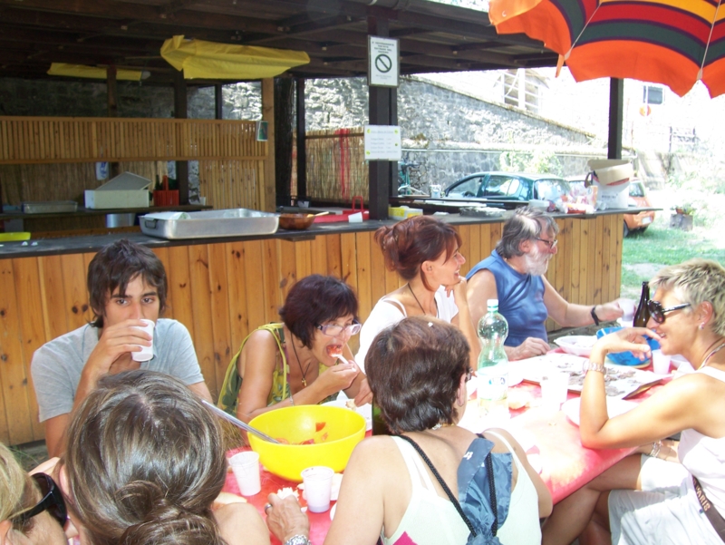  Image name: Frassignoni142.jpg 
 width: 800 pixel 
 height: 601 pixel 
 Size: 408109 bytes 
 Click to enlarge 