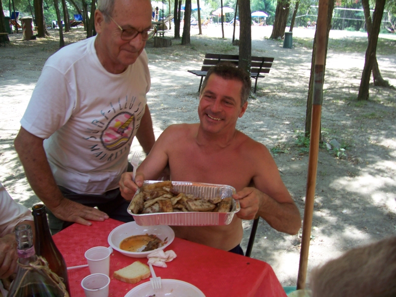  Image name: Frassignoni151.jpg 
 width: 800 pixel 
 height: 601 pixel 
 Size: 400033 bytes 
 Click to enlarge 