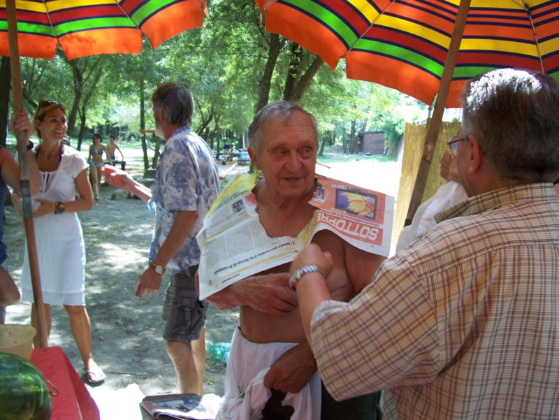  Image name: Frassignoni164.jpg 
 width: 800 pixel 
 height: 601 pixel 
 Size: 434961 bytes 
 Click to enlarge 