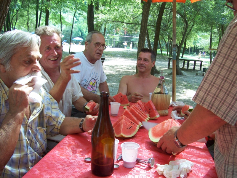  Image name: Frassignoni169.jpg 
 width: 800 pixel 
 height: 601 pixel 
 Size: 480250 bytes 
 Click to enlarge 